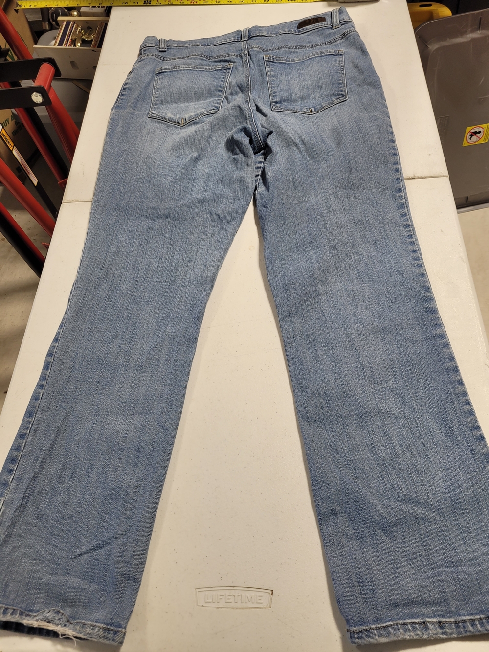 Lee Women's Boot Cut Jeans in Light Blue Wash - Picture 6 of 6